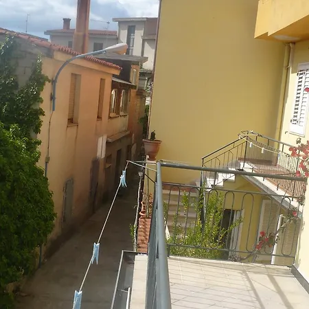 Sardinia Siscaledda לינה וארוחת בוקר דורגלי