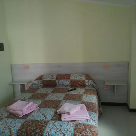 فندق مبيت وإفطار Sardinia Siscaledda